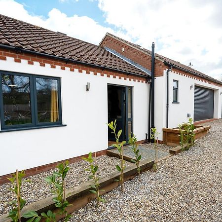 Little House - Perfect For Exploring The Broads Villa Acle Eksteriør billede